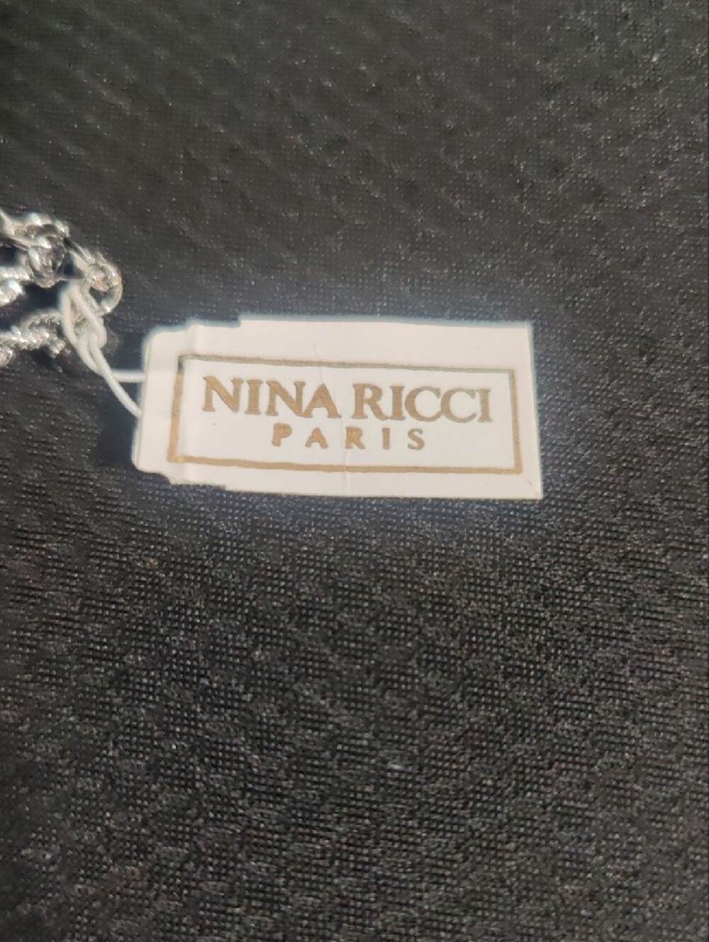 Nina Ricci Silver Heart Pendant Necklace – Sculpted Heart Design - Picture 3 of 12